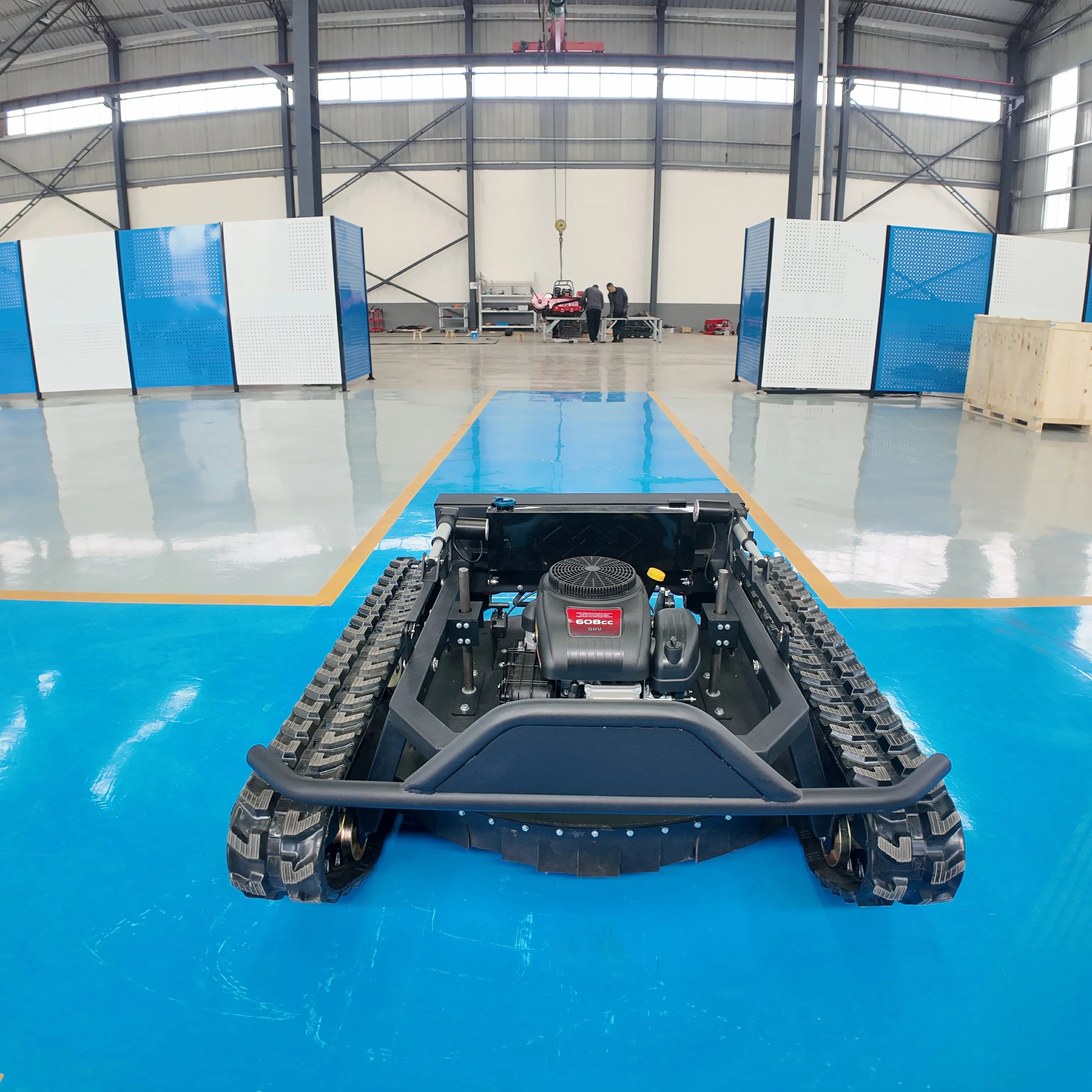 Jining GG-2200 Smart Grass Cutting Robot Autonomous GPS Navigation For Africa Farm / Middle East Garden