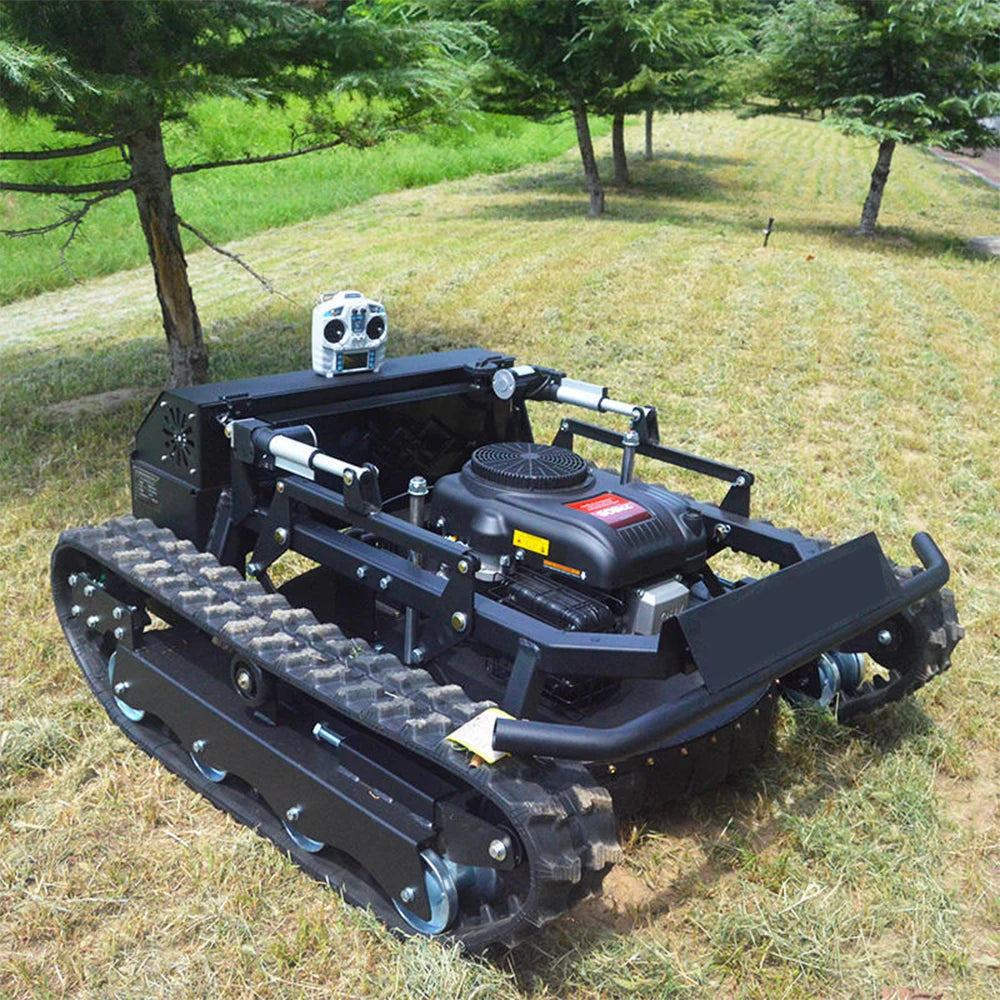 Jining GD-1299 Diesel Engine Rubber Track RC Robotic Lawn Mower For Africa Farm / Middle East Garden