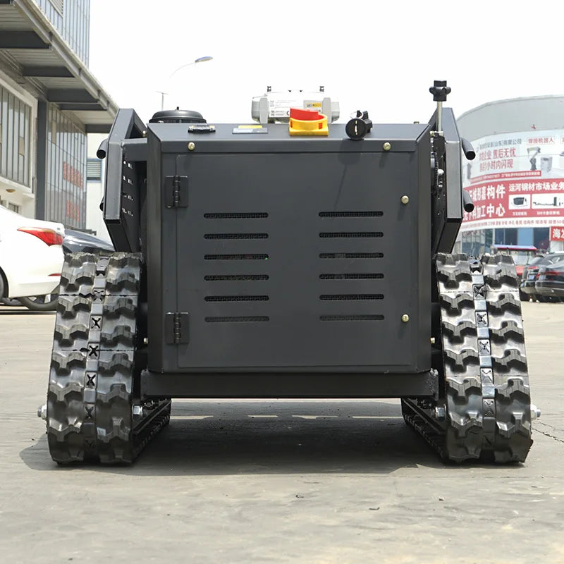 Jining GD-1749 Diesel Robot Lawn Mower Electric Start Rubber Track For Africa Farm / Middle East Garden