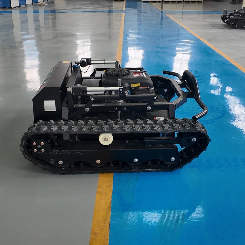 Jining GH-2330 Heavy Duty All Terrain RC Tracked Brush Cutter For Africa Farm / Middle East Garden